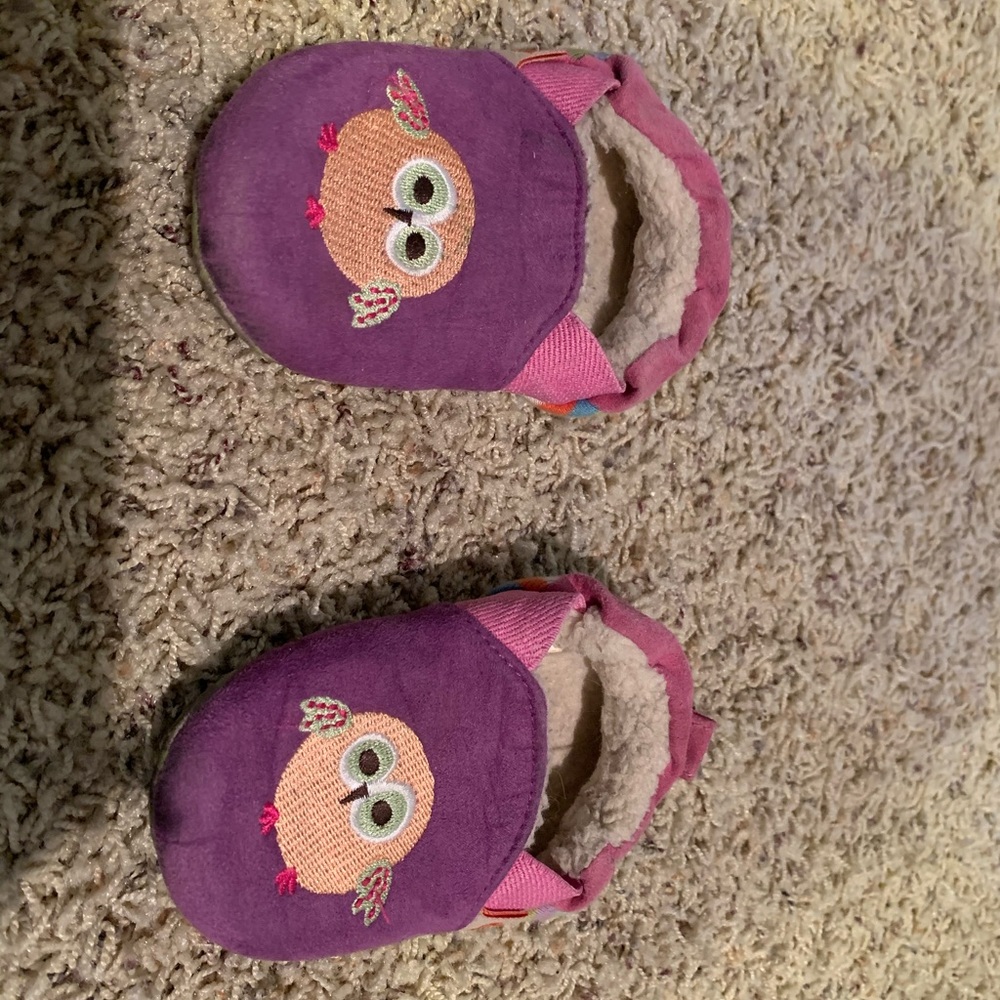 Kids acorn slippers 18-24 month
